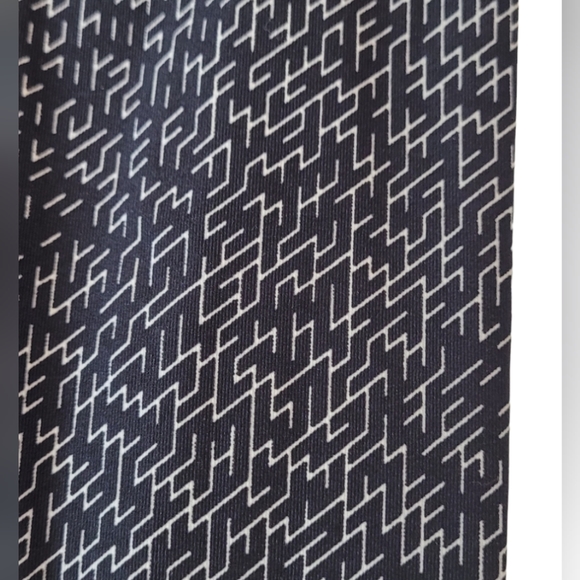 2XU Leggings - Picture 11 of 13